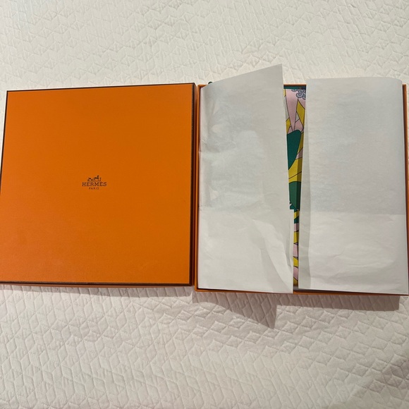 2017 by Pierre Marie Silk scarf Hermes ‘ Tresors D’Un Artiste’ ;multicolor - Picture 13 of 15